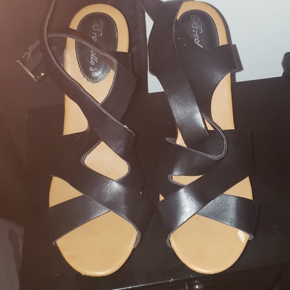Black Platform Sandal